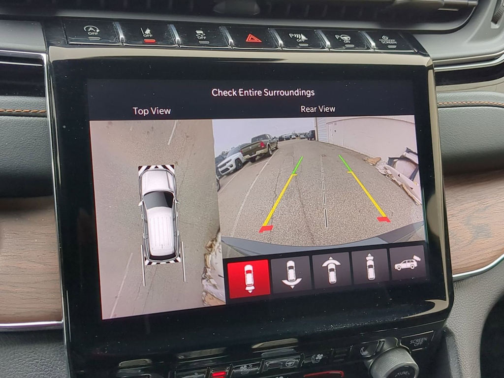 Thumbnail: 2024 Jeep Grand Cherokee - 32