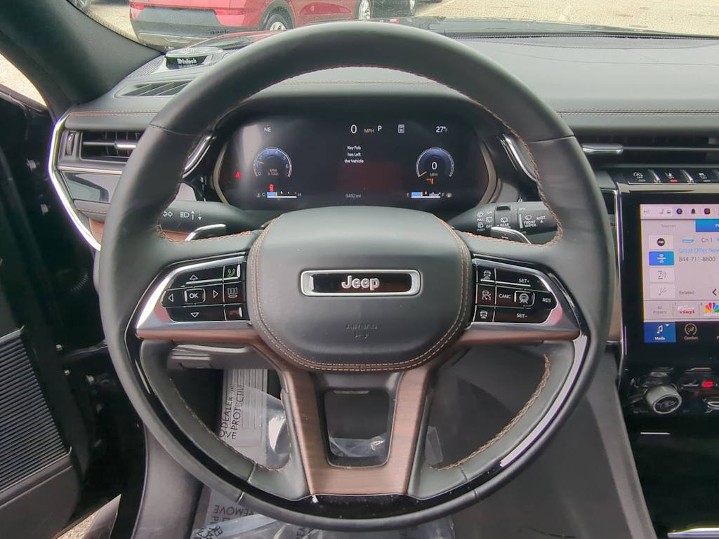 Thumbnail: 2024 Jeep Grand Cherokee - 12