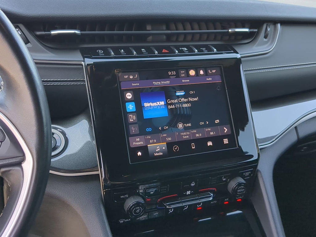 Thumbnail: 2021 Jeep Grand Cherokee L - 14