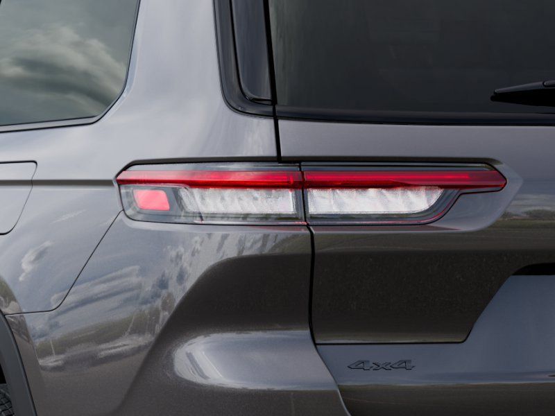 Thumbnail: 2025 Jeep Grand Cherokee L - 18