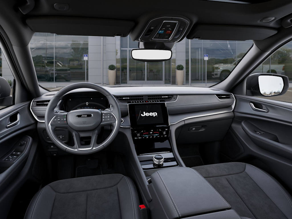 Thumbnail: 2025 Jeep Grand Cherokee L - 2