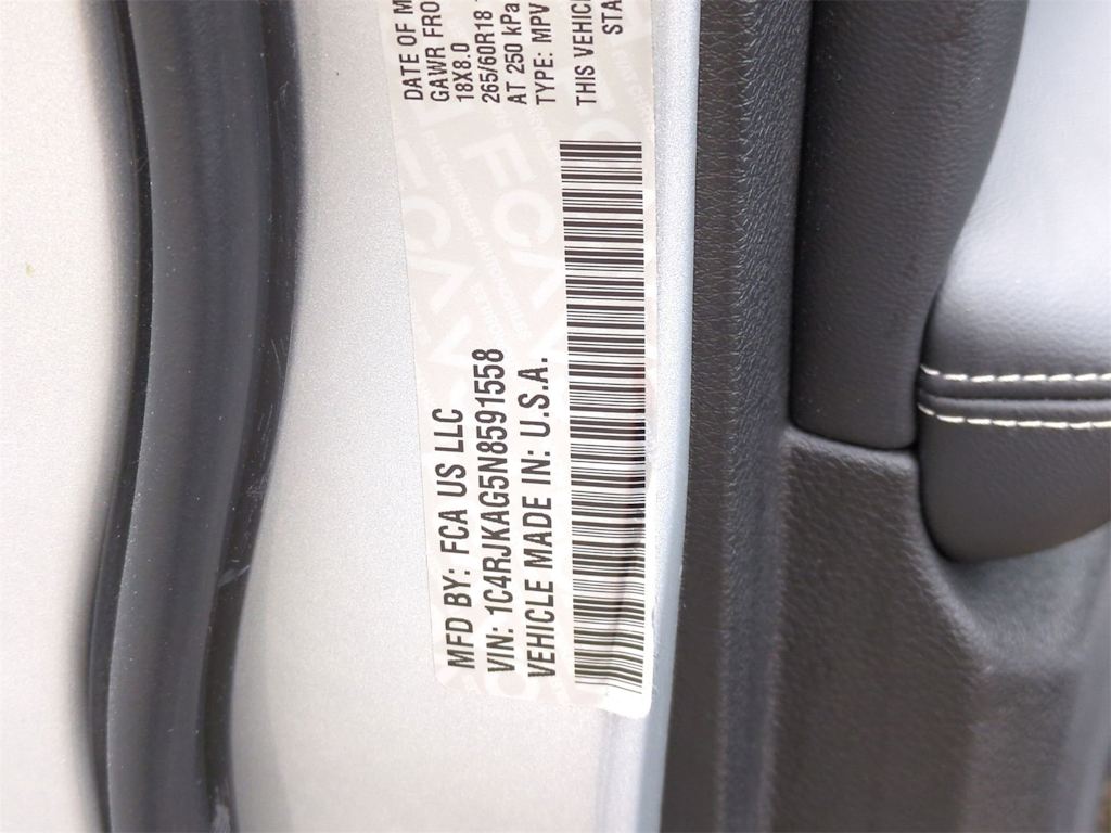 Thumbnail: 2022 Jeep Grand Cherokee L - 19