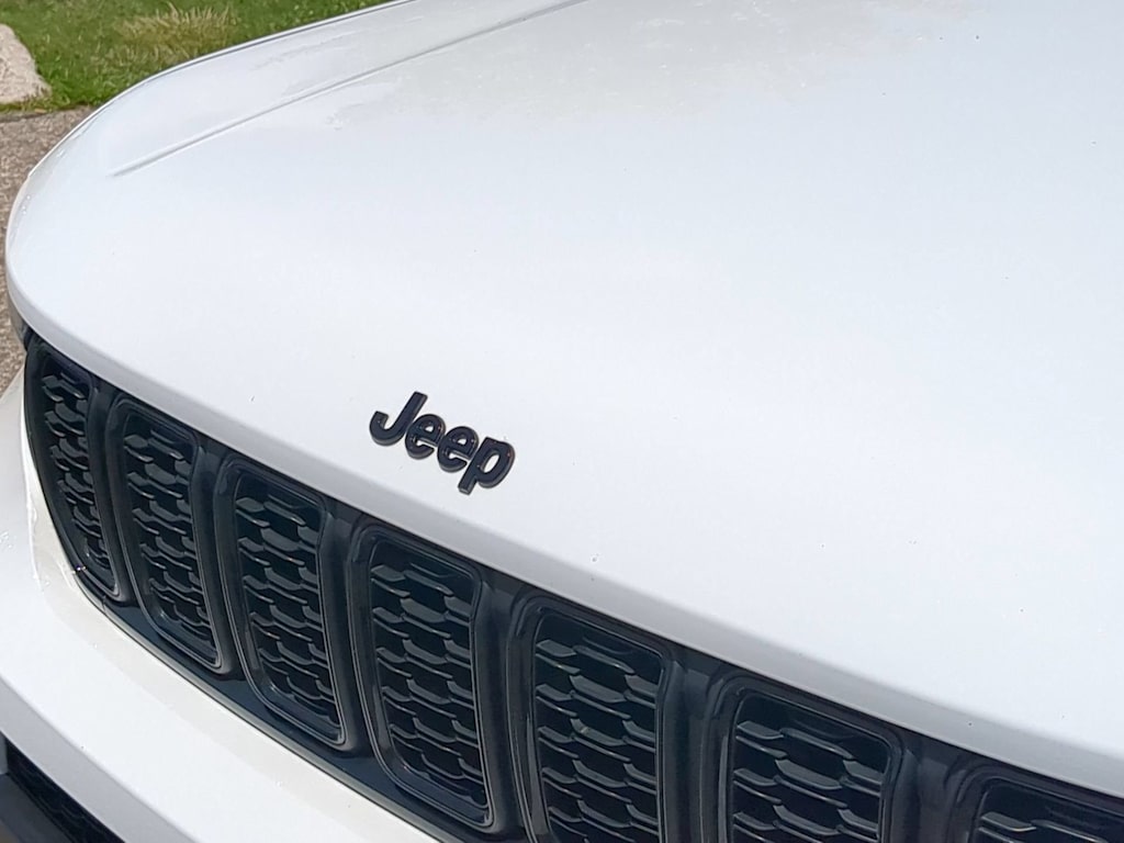 Thumbnail: 2022 Jeep Grand Cherokee L - 7
