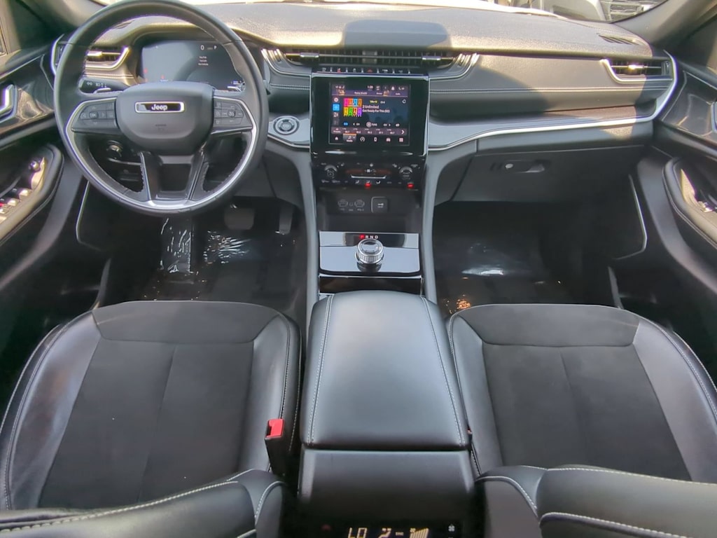 Thumbnail: 2022 Jeep Grand Cherokee L - 9