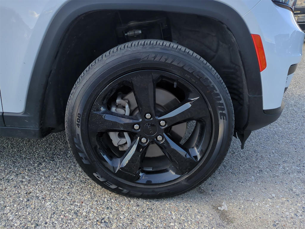 Thumbnail: 2023 Jeep Grand Cherokee L - 8