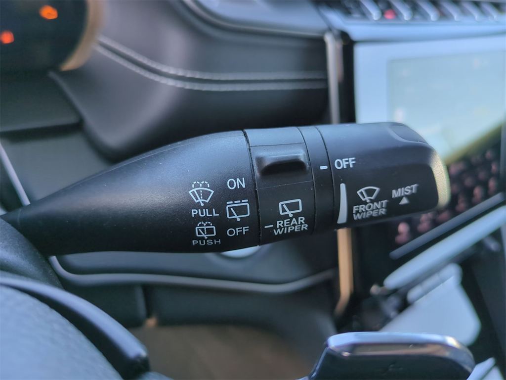 Thumbnail: 2023 Jeep Grand Cherokee L - 31