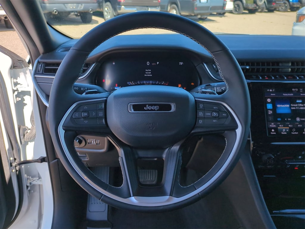 Thumbnail: 2023 Jeep Grand Cherokee L - 13