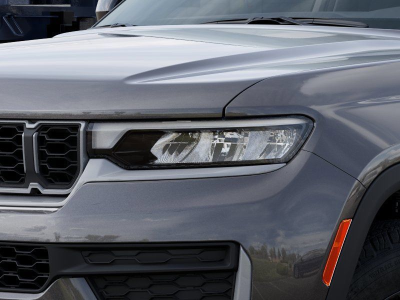 Thumbnail: 2026 Jeep Grand Cherokee L - 16