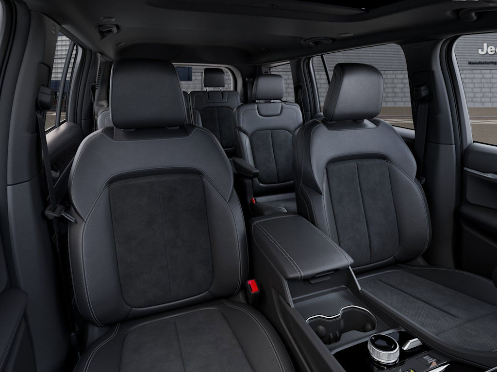 Thumbnail: 2026 Jeep Grand Cherokee L - 9