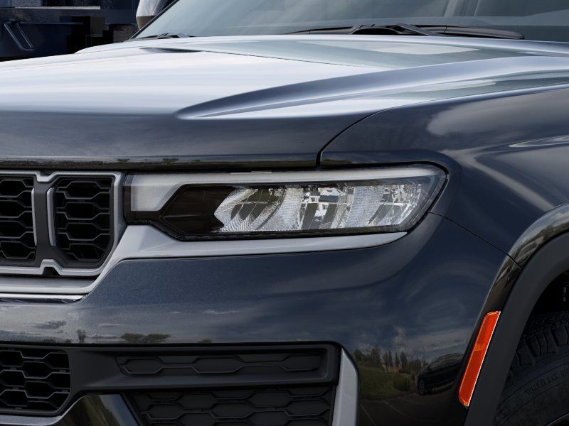 Thumbnail: 2026 Jeep Grand Cherokee L - 17