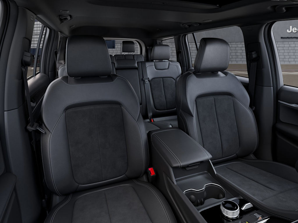 Thumbnail: 2026 Jeep Grand Cherokee L - 9