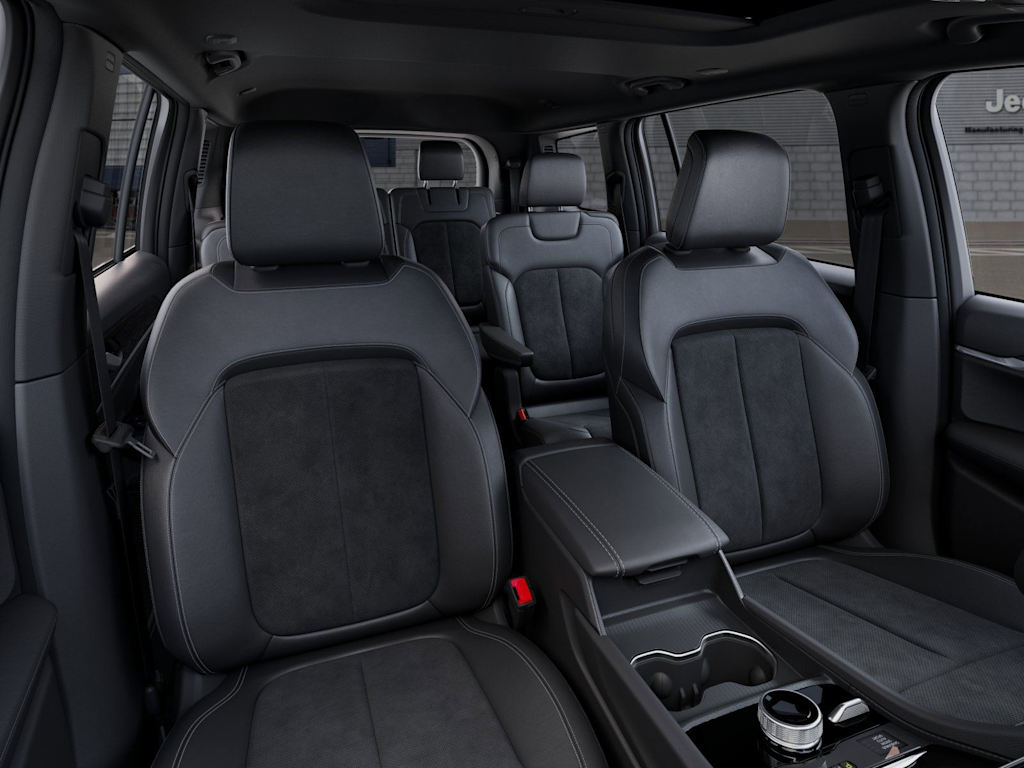 Thumbnail: 2026 Jeep Grand Cherokee L - 8