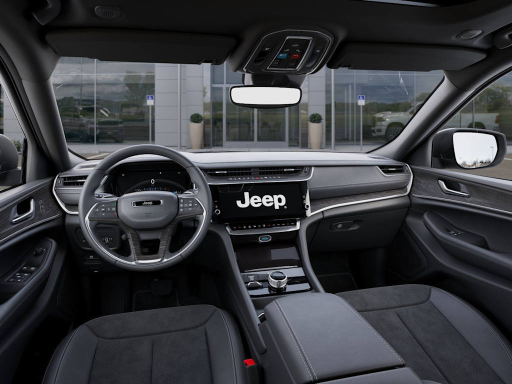 Thumbnail: 2026 Jeep Grand Cherokee L - 2