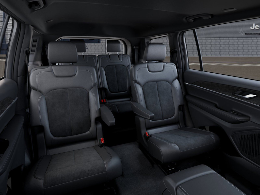 Thumbnail: 2026 Jeep Grand Cherokee L - 11