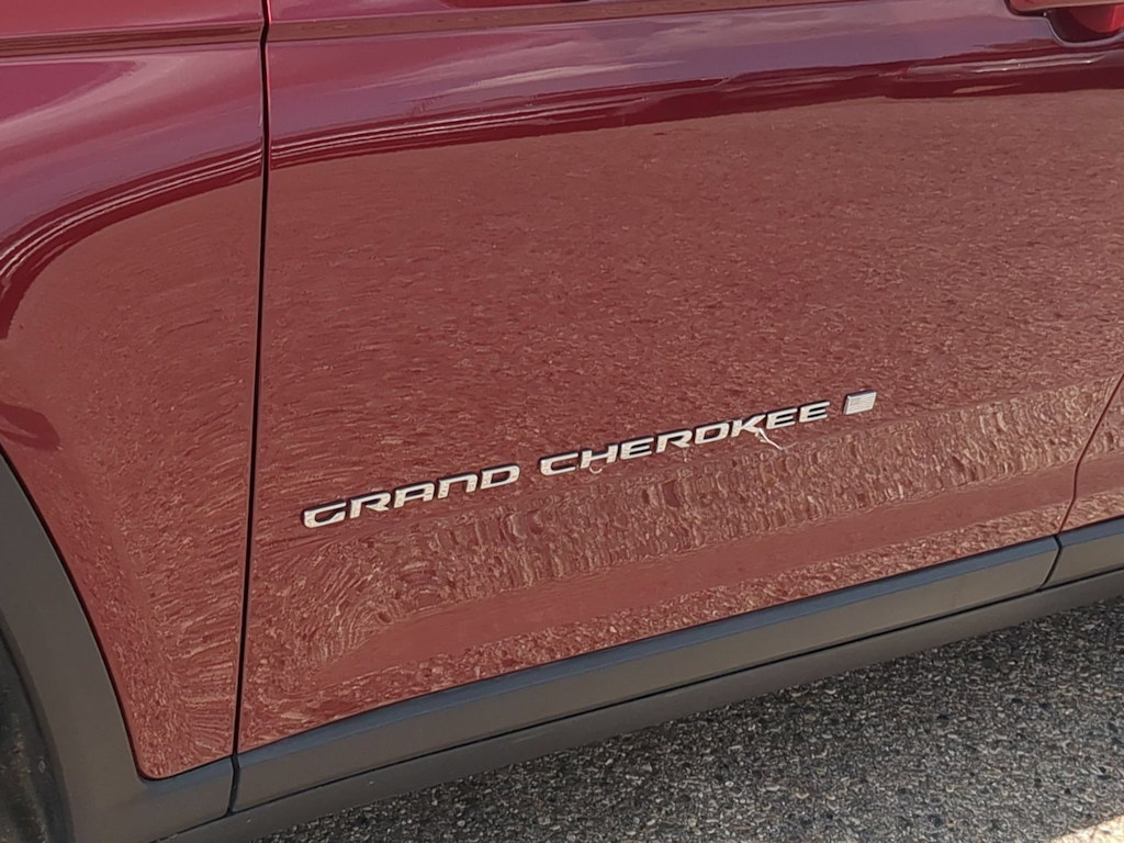 Thumbnail: 2023 Jeep Grand Cherokee L - 23