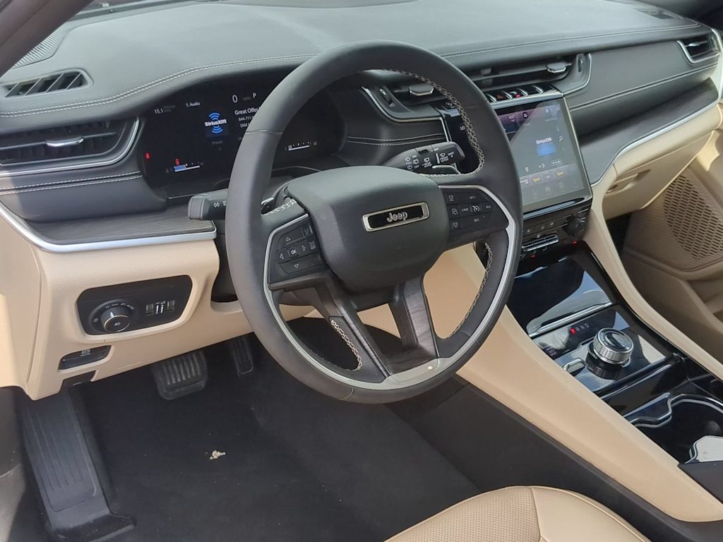 Thumbnail: 2023 Jeep Grand Cherokee L - 2