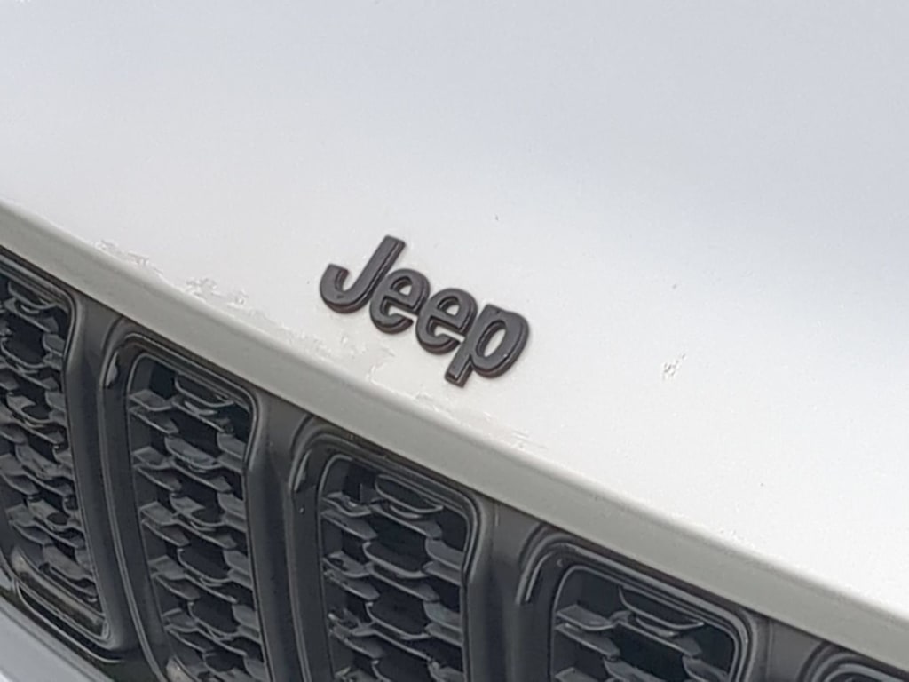 Thumbnail: 2023 Jeep Grand Cherokee L - 7