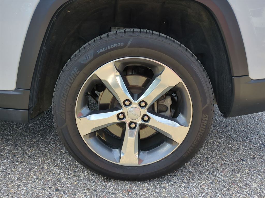 Thumbnail: 2022 Jeep Grand Cherokee L - 8