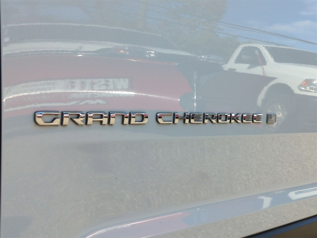 Thumbnail: 2022 Jeep Grand Cherokee L - 25