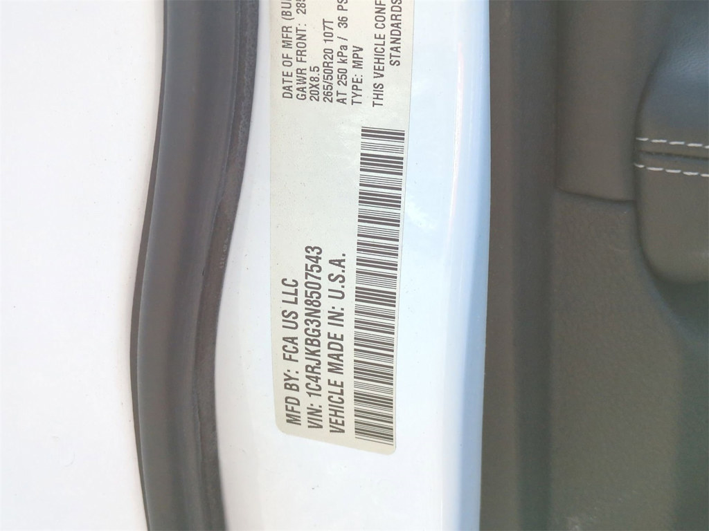 Thumbnail: 2022 Jeep Grand Cherokee L - 19