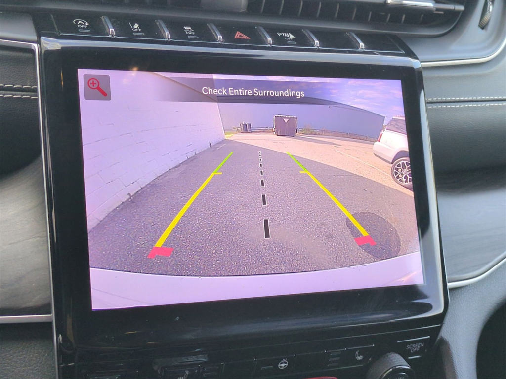 Thumbnail: 2022 Jeep Grand Cherokee L - 33