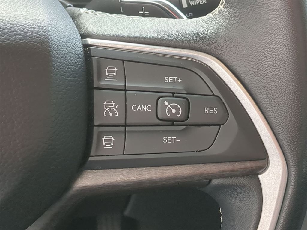 Thumbnail: 2022 Jeep Grand Cherokee L - 39