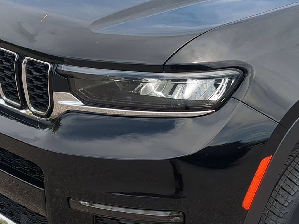 Thumbnail: 2022 Jeep Grand Cherokee L - 23