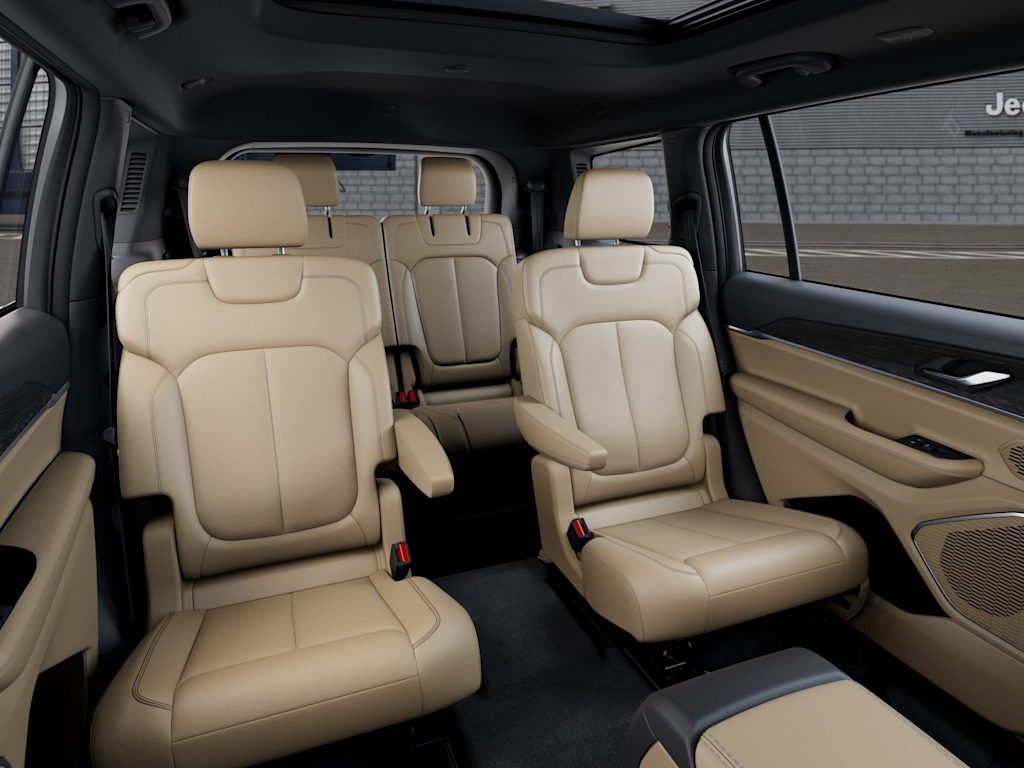 Thumbnail: 2026 Jeep Grand Cherokee L - 8