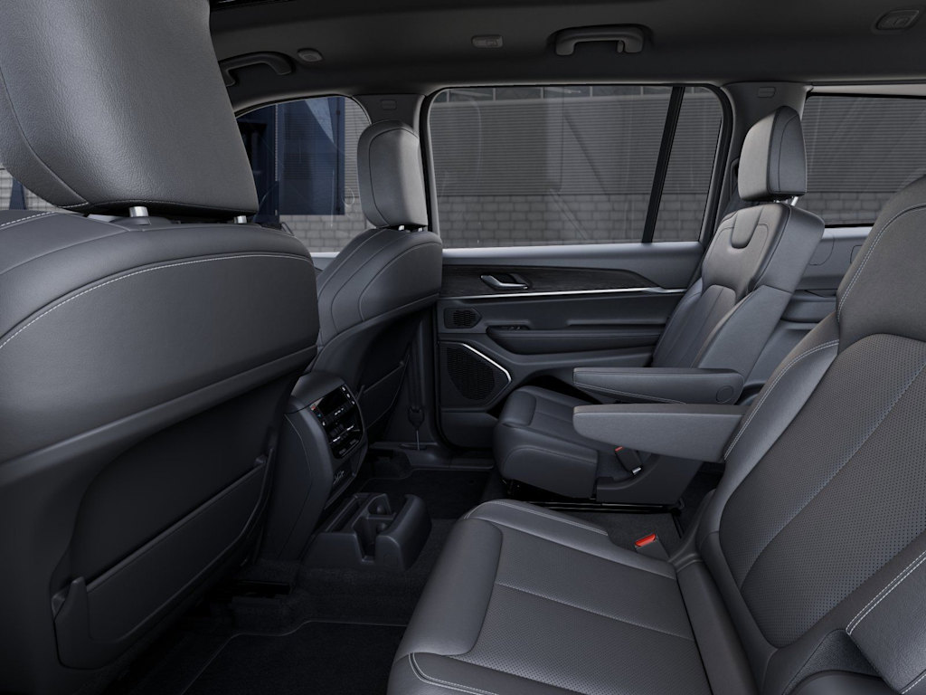 Thumbnail: 2026 Jeep Grand Cherokee L - 12