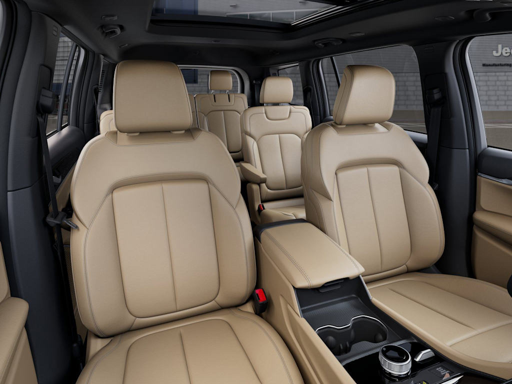 Thumbnail: 2026 Jeep Grand Cherokee L - 9