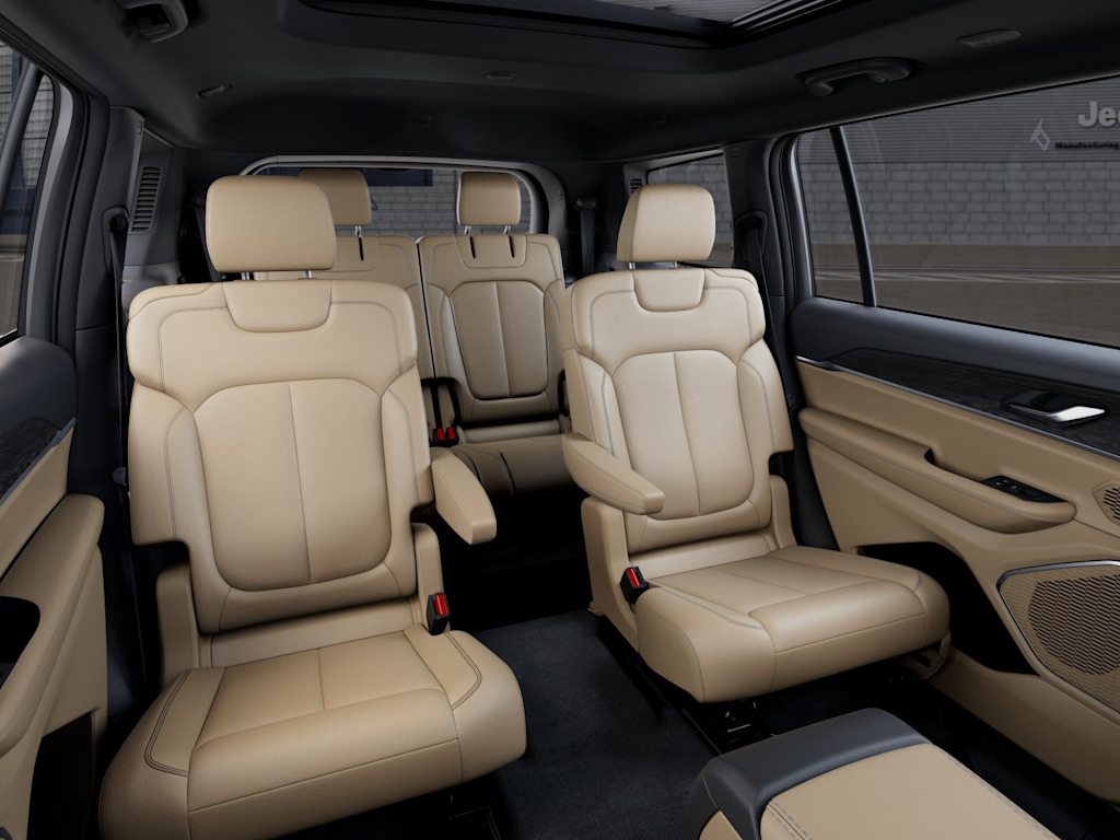 Thumbnail: 2026 Jeep Grand Cherokee L - 8