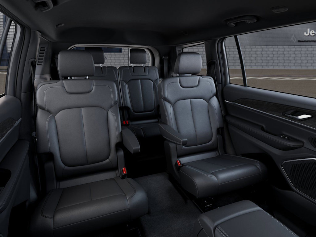 Thumbnail: 2026 Jeep Grand Cherokee L - 8