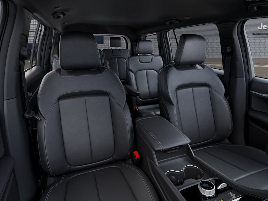 Thumbnail: 2026 Jeep Grand Cherokee L - 9