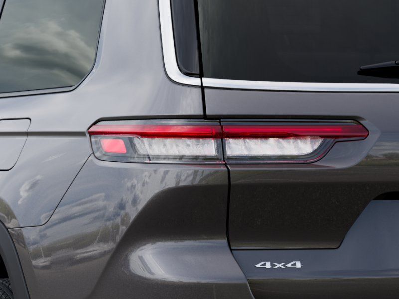 Thumbnail: 2026 Jeep Grand Cherokee L - 17