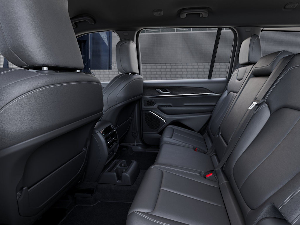 Thumbnail: 2026 Jeep Grand Cherokee L - 12