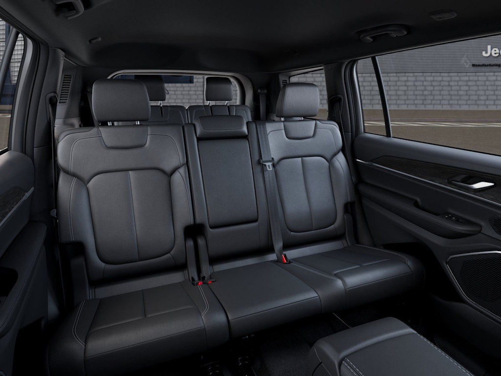 Thumbnail: 2026 Jeep Grand Cherokee L - 9