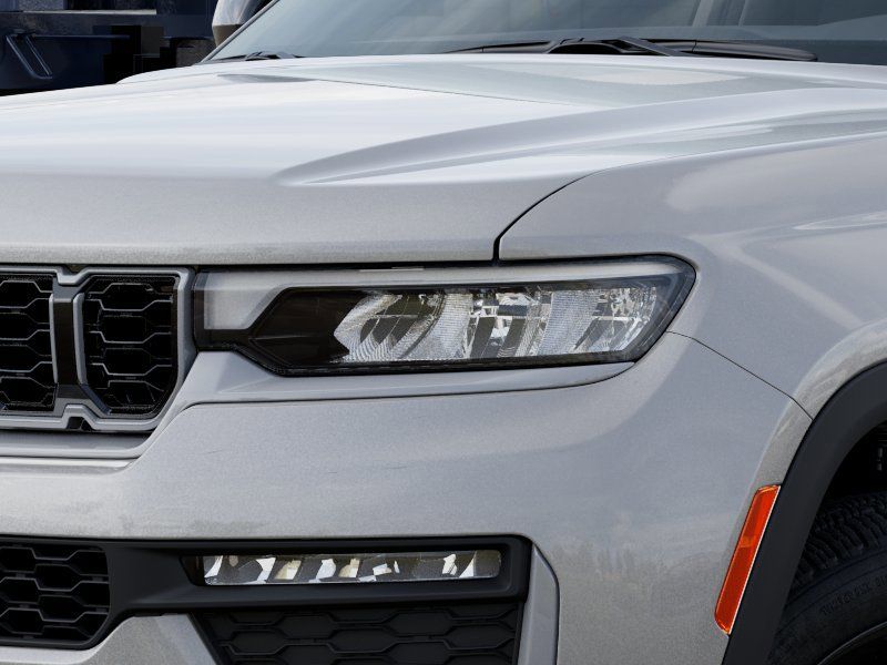 Thumbnail: 2026 Jeep Grand Cherokee L - 18