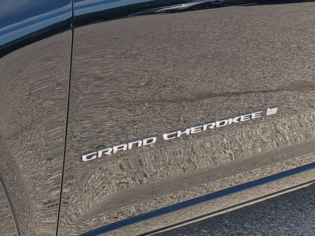 Thumbnail: 2021 Jeep Grand Cherokee L - 24