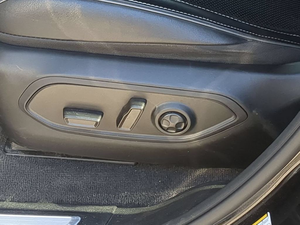 Thumbnail: 2021 Jeep Grand Cherokee L - 25