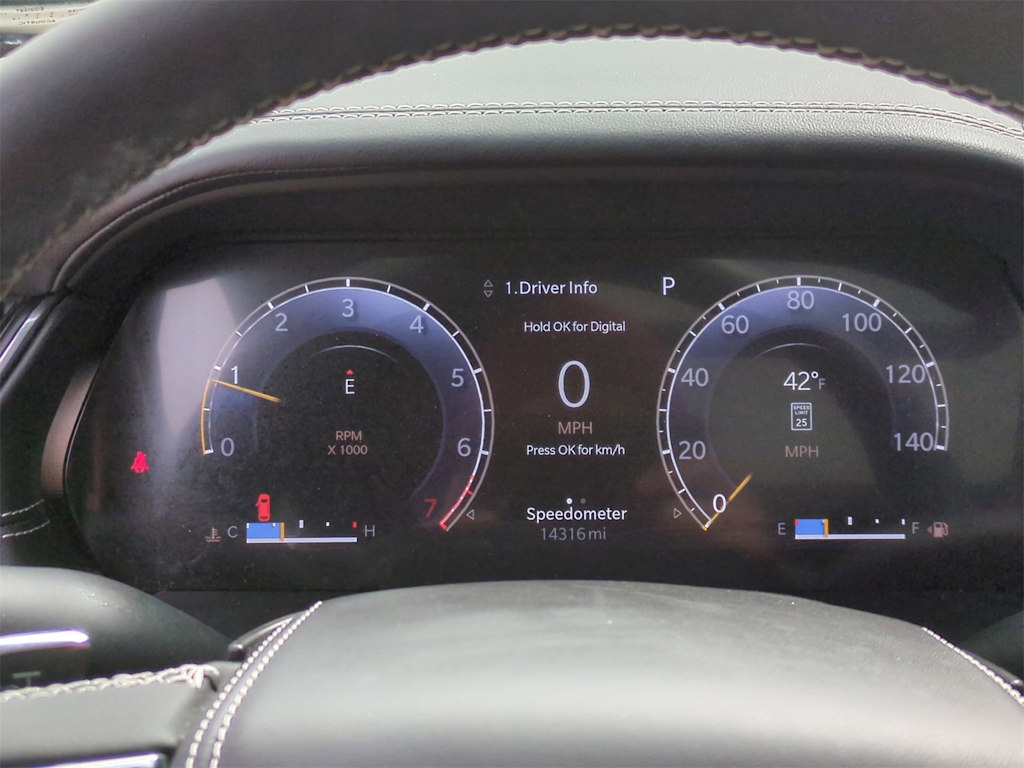 2023 Jeep Grand Cherokee L Overland 16