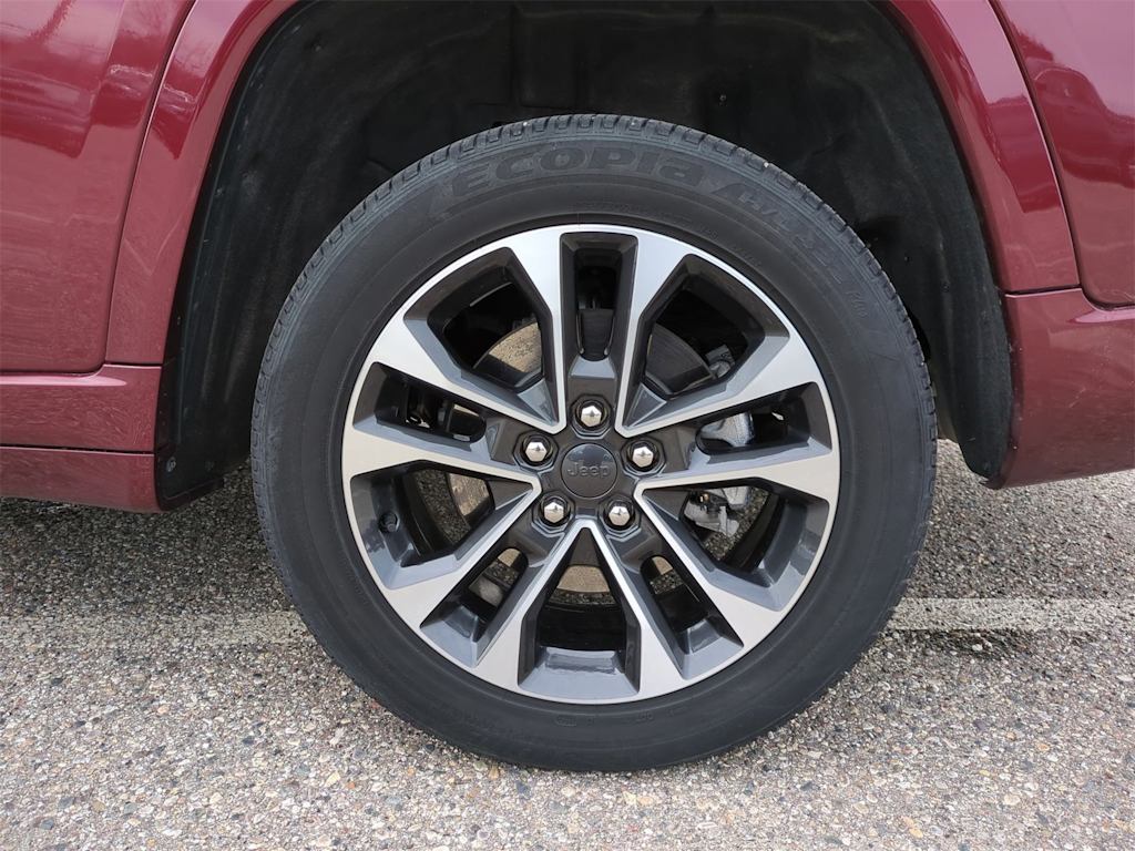 2023 Jeep Grand Cherokee L Overland 8