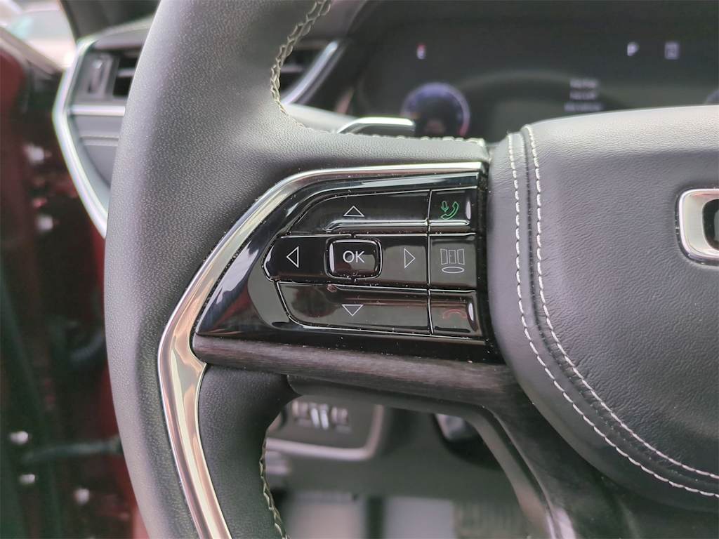 2023 Jeep Grand Cherokee L Overland 27