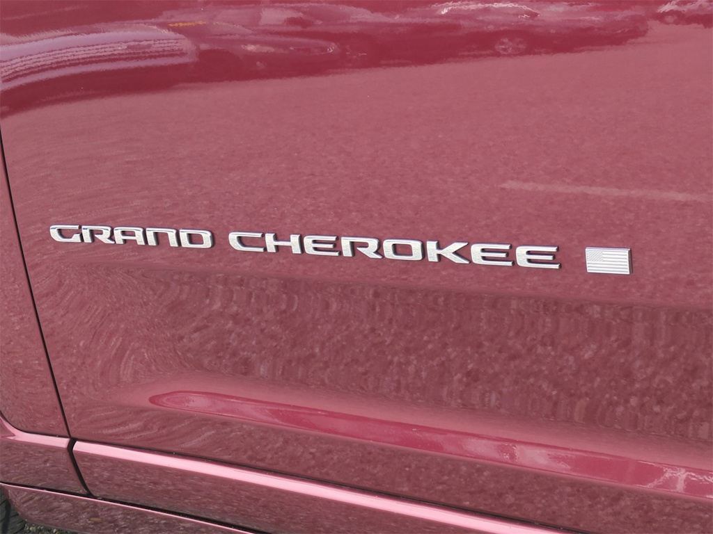 2023 Jeep Grand Cherokee L Overland 23