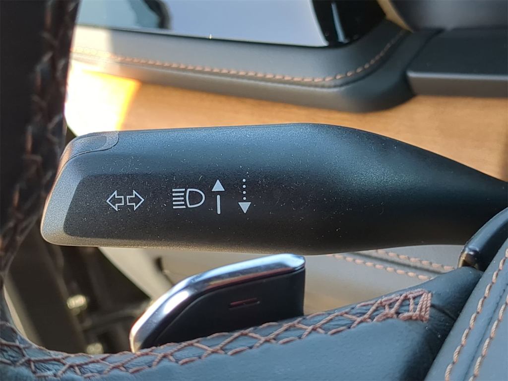 Thumbnail: 2023 Jeep Grand Cherokee L - 38