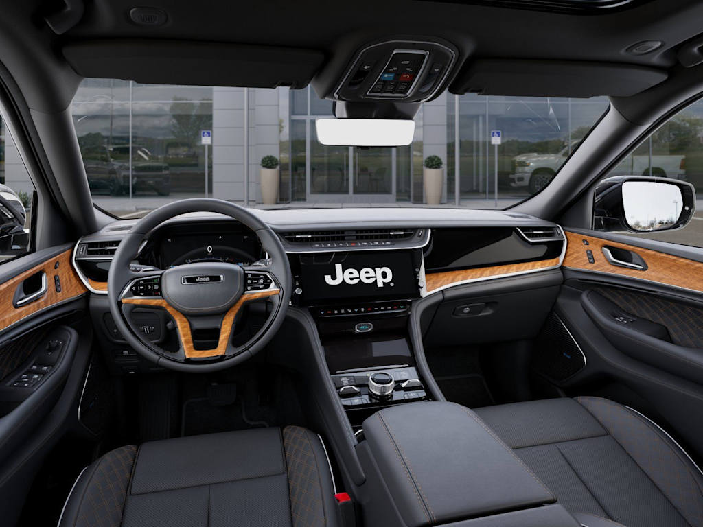 Thumbnail: 2026 Jeep Grand Cherokee L - 2