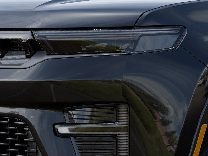 Thumbnail: 2026 Jeep Grand Wagoneer L - 17