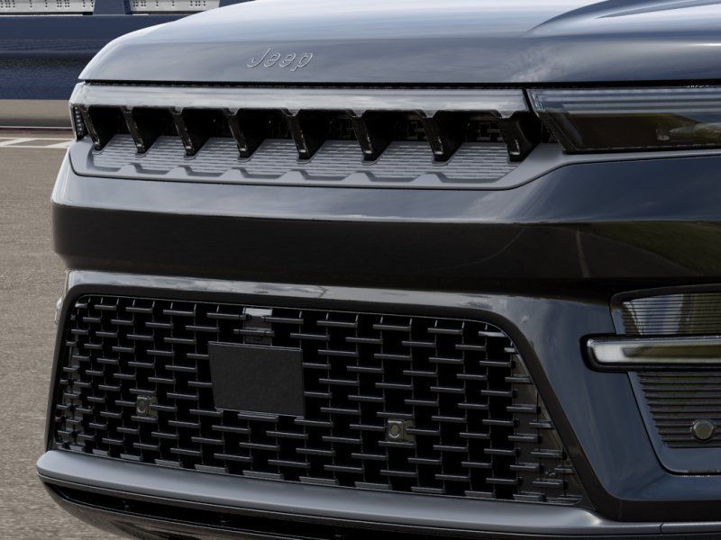 Thumbnail: 2026 Jeep Grand Wagoneer L - 14