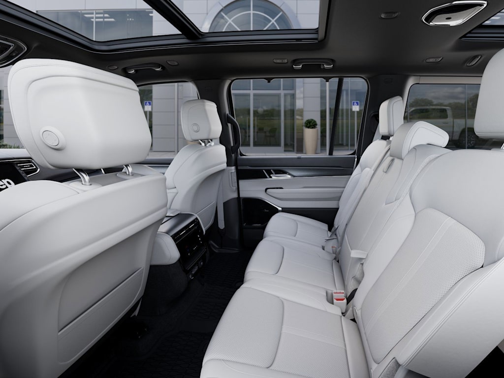 Thumbnail: 2026 Jeep Grand Wagoneer L - 10