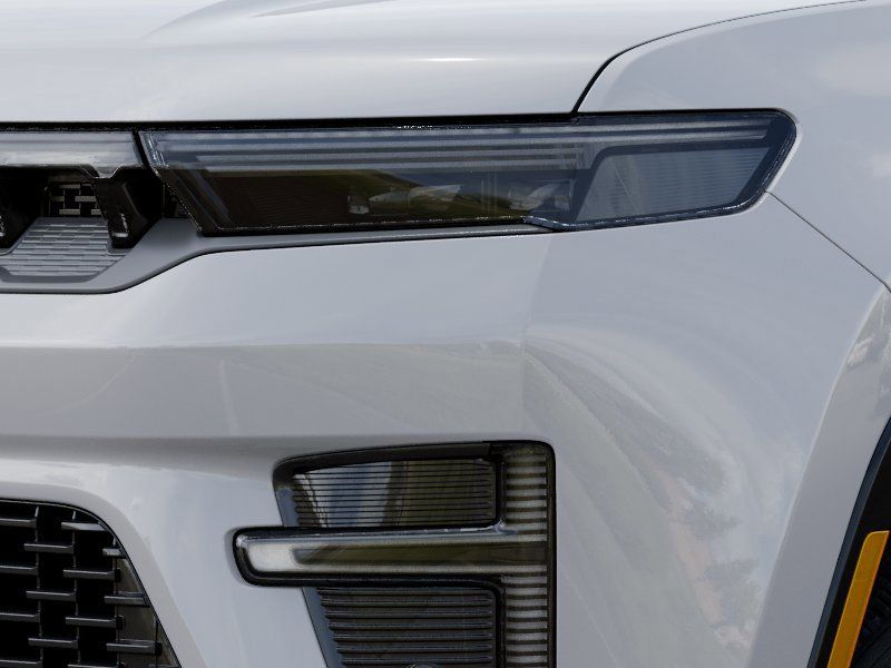 Thumbnail: 2026 Jeep Grand Wagoneer L - 18