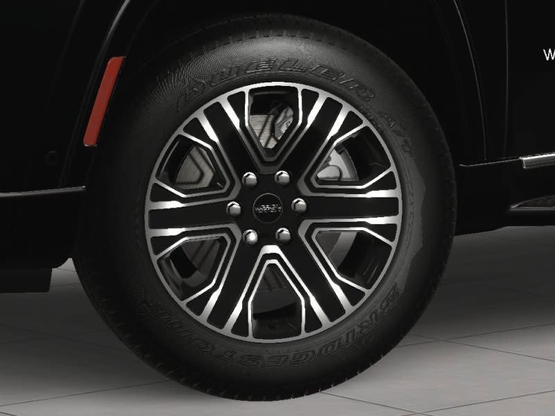 Thumbnail: 2025 Jeep Wagoneer - 7